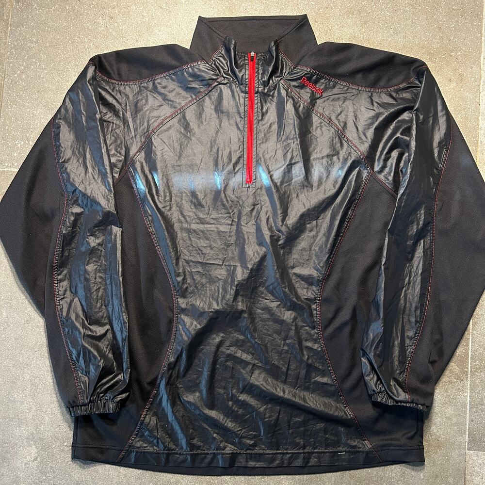 Item 356: Reebok Black Running Kit